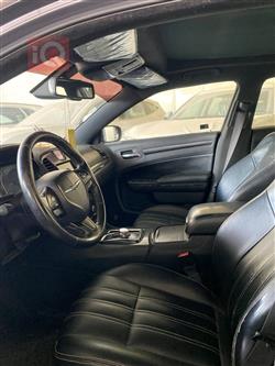 کرایسلەر 300